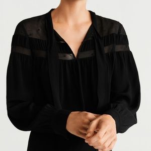 🆕🏷Mango Blouse, Lace,Size M, Color Black,Long Sleeves